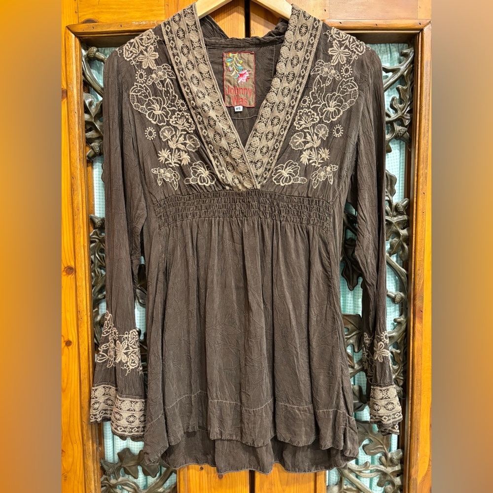 Johnny Was Embroidered Long Sleeve Blouse